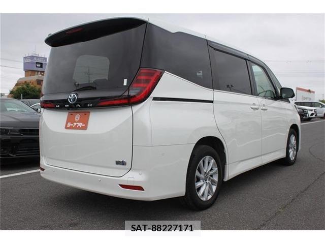 Toyota NOAH HYBRID 2023-07 7328972-4