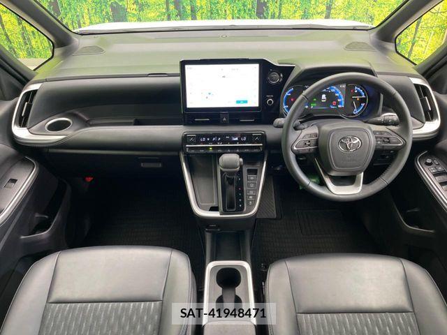 Toyota NOAH HYBRID 2023-09 7328971-1