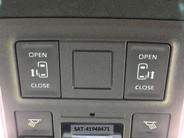 Toyota NOAH HYBRID 2023-09 7328971-4