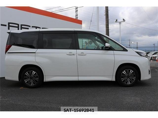 Toyota NOAH HYBRID 2023-12 7328975-8