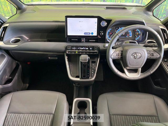 Toyota NOAH HYBRID 2023-05 7328967-1