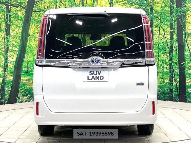 Toyota NOAH HYBRID 2017-07 7359063-17
