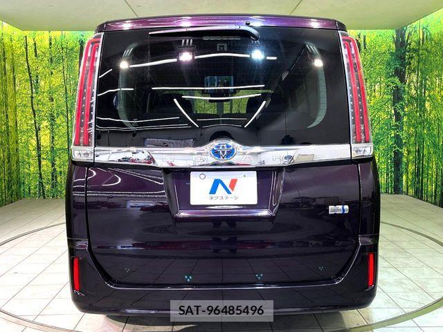 Toyota NOAH HYBRID 2017-09 7359062-15
