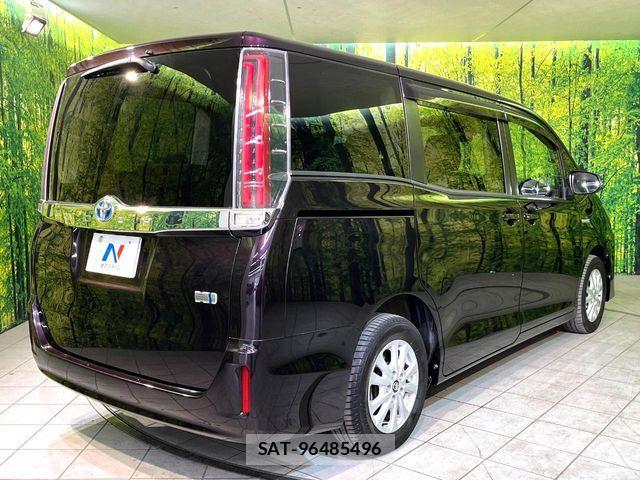 Toyota NOAH HYBRID 2017-09 7359062-17