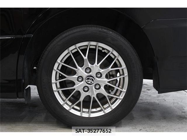 Toyota NOAH HYBRID 2019-06 7359064-24