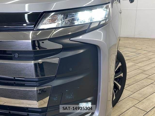 Toyota NOAH HYBRID 2023-02 7359060-19