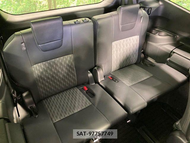 Toyota NOAH HYBRID 2026-03 7359058-9