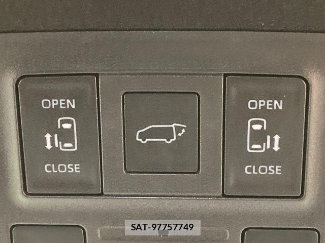 Toyota NOAH HYBRID 2026-03 7359058-5