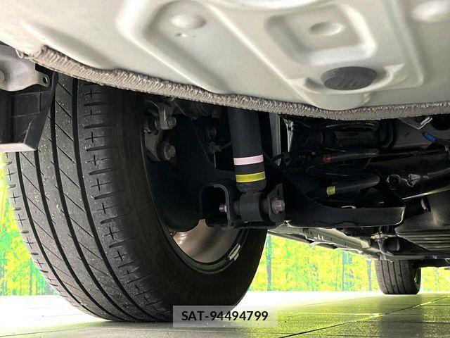 Toyota NOAH HYBRID 2022-06 7359059-19