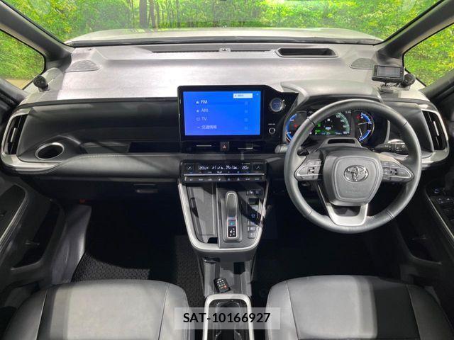 Toyota NOAH HYBRID 2023-01 7359054-1