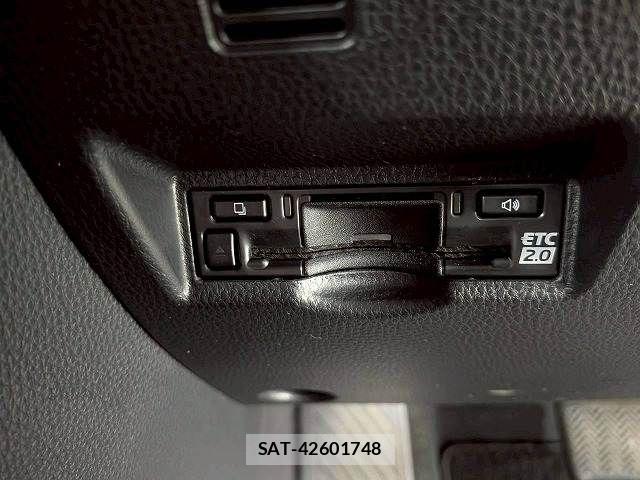 Toyota NOAH HYBRID 2024-10 7359056-11