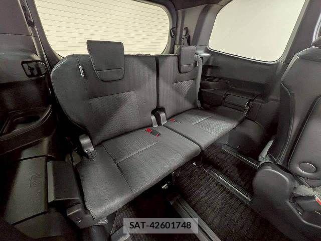 Toyota NOAH HYBRID 2024-10 7359056-6