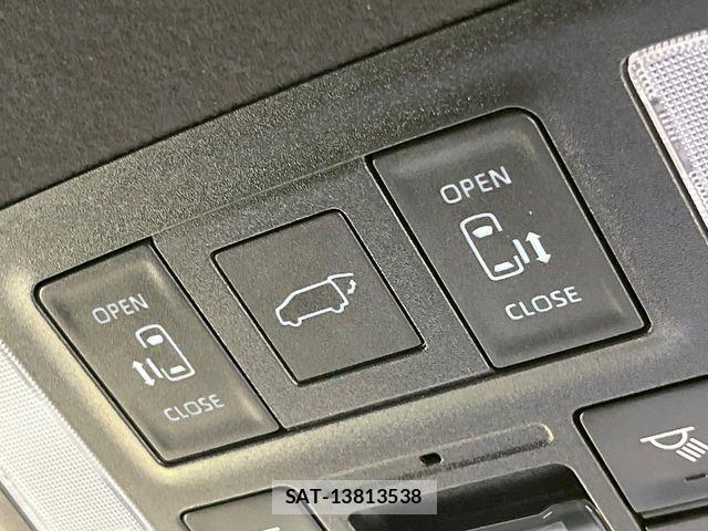 Toyota NOAH HYBRID 2023-03 7359055-4