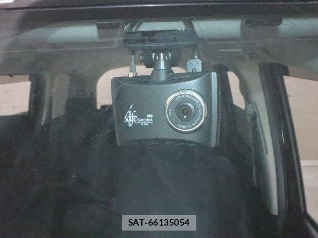 Toyota NOAH HYBRID 2015-10 7359067-15