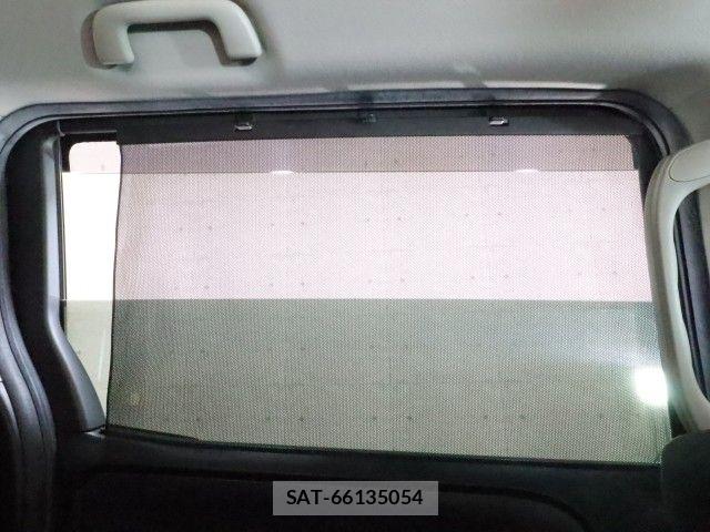 Toyota NOAH HYBRID 2015-10 7359067-5
