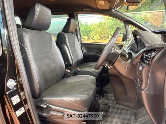 Toyota NOAH HYBRID 2021-07 7359057-8