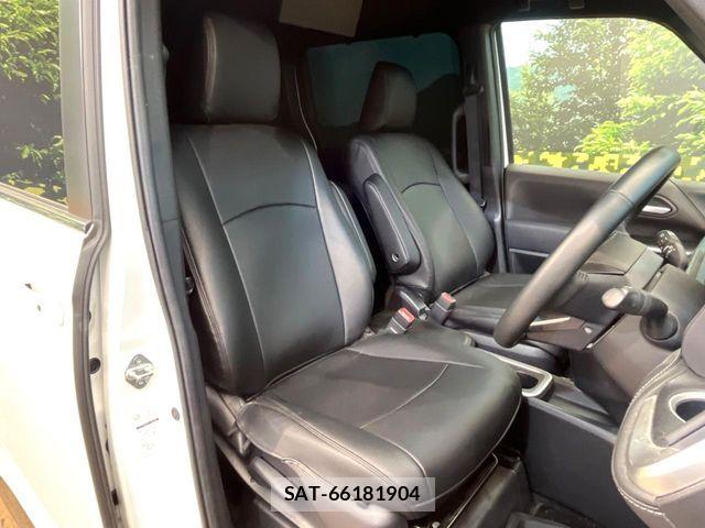 Toyota NOAH HYBRID 2024-12 7393281-7