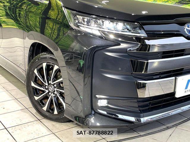 Toyota NOAH HYBRID 2024-02 7393280-12