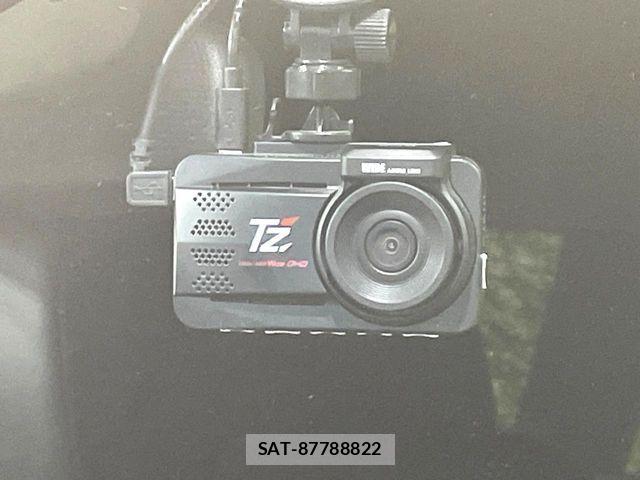 Toyota NOAH HYBRID 2024-02 7393280-6
