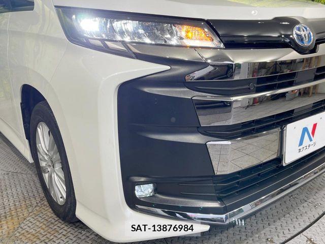 Toyota NOAH HYBRID 2022-10 7393285-12