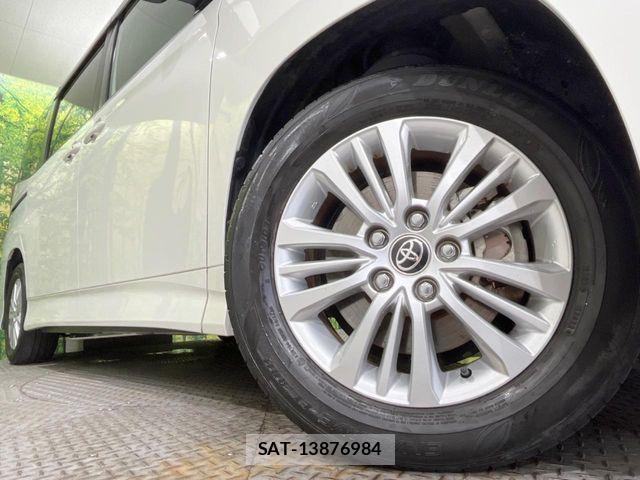 Toyota NOAH HYBRID 2022-10 7393285-13