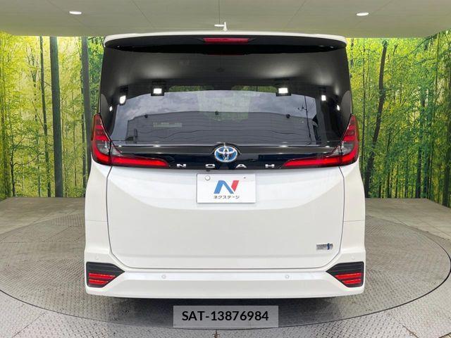Toyota NOAH HYBRID 2022-10 7393285-15