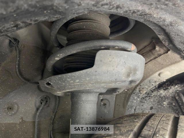 Toyota NOAH HYBRID 2022-10 7393285-19