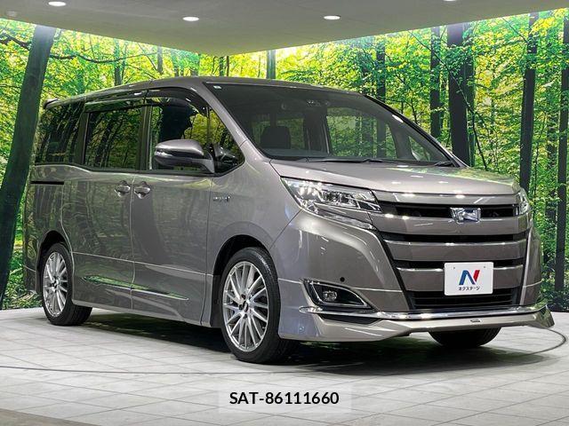 Toyota NOAH HYBRID 2017-07 7393289-17