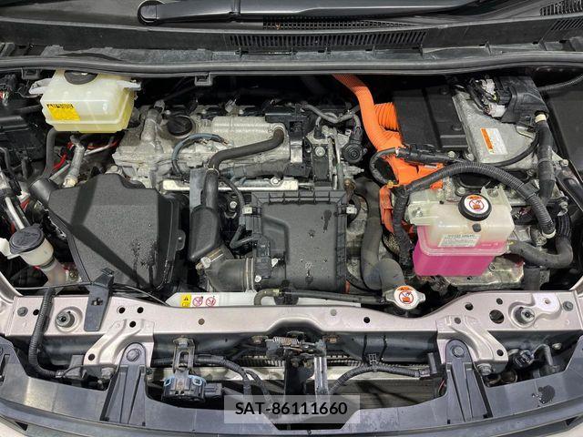 Toyota NOAH HYBRID 2017-07 7393289-19