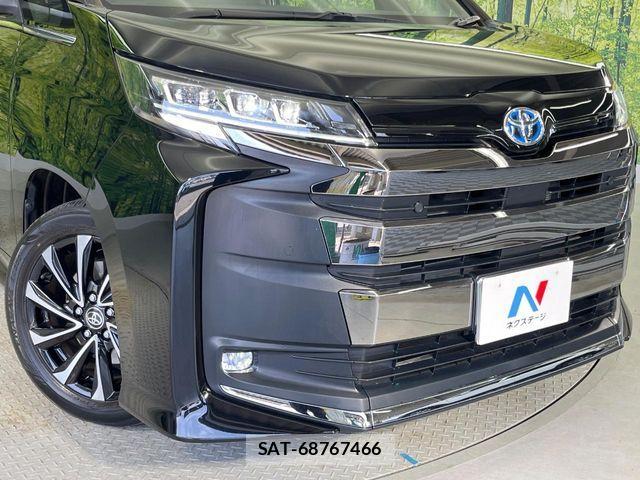 Toyota NOAH HYBRID 2022-07 7393277-13