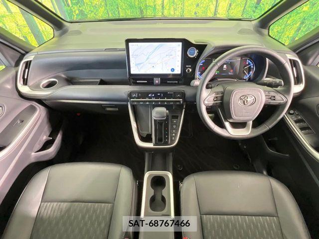 Toyota NOAH HYBRID 2022-07 7393277-2