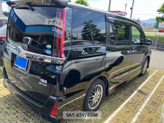 Toyota NOAH HYBRID 2021-01 7393286-6