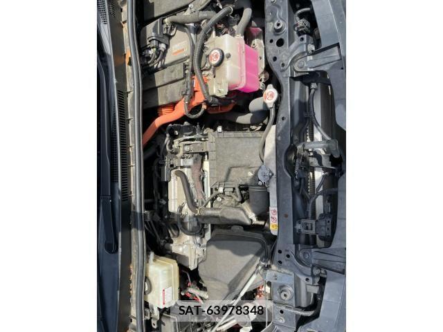 Toyota NOAH HYBRID 2021-01 7393286-8