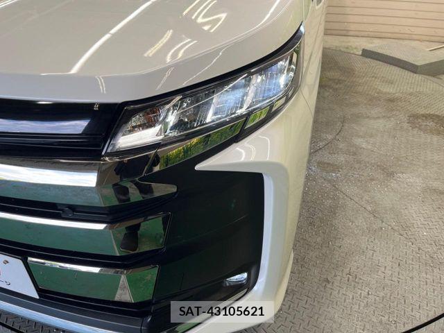 Toyota NOAH HYBRID 2023-03 7393283-12