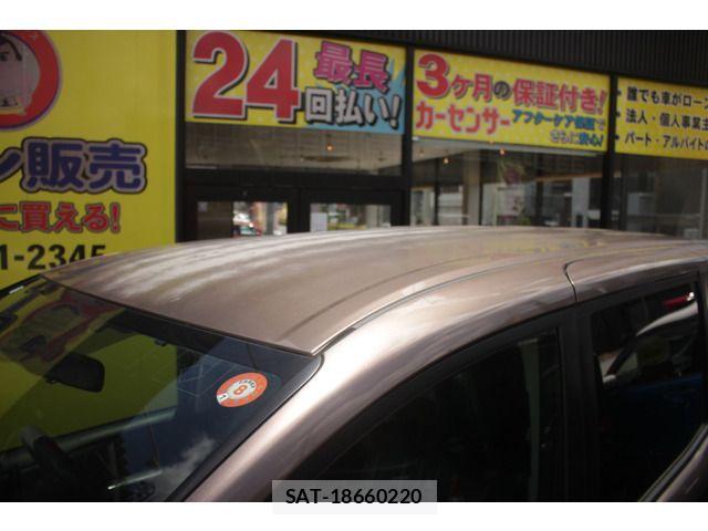 Toyota NOAH HYBRID 2014-07 7456393-10