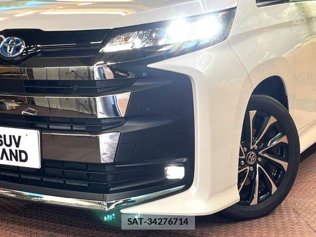 Toyota NOAH HYBRID 2022-04 7456387-12