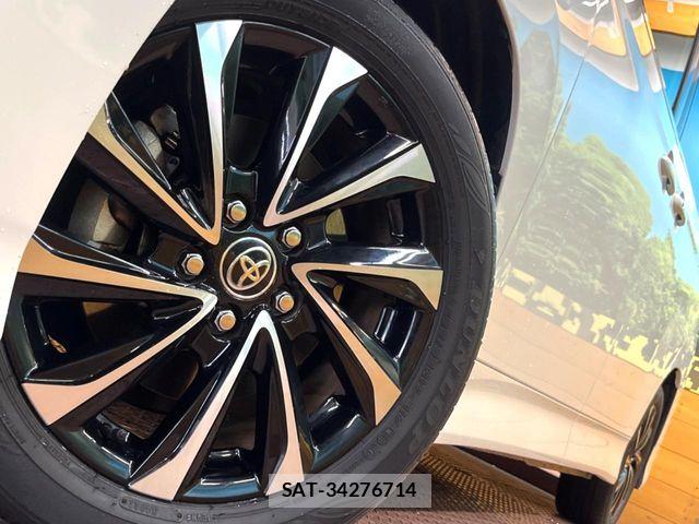 Toyota NOAH HYBRID 2022-04 7456387-13
