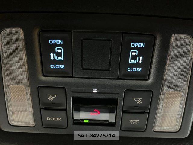 Toyota NOAH HYBRID 2022-04 7456387-5