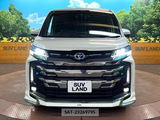 Toyota NOAH HYBRID 2023-06 7456382-14