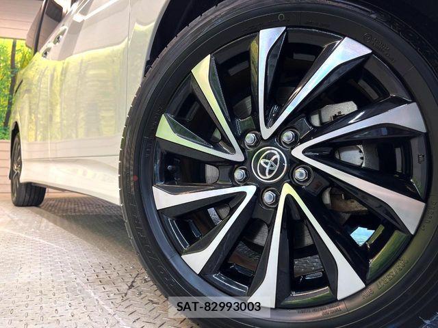 Toyota NOAH HYBRID 2023-07 7456384-7