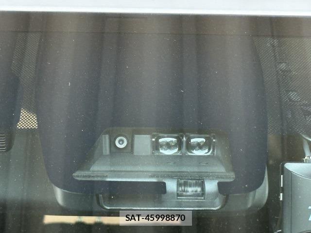 Toyota NOAH HYBRID 2020-12 7456392-13
