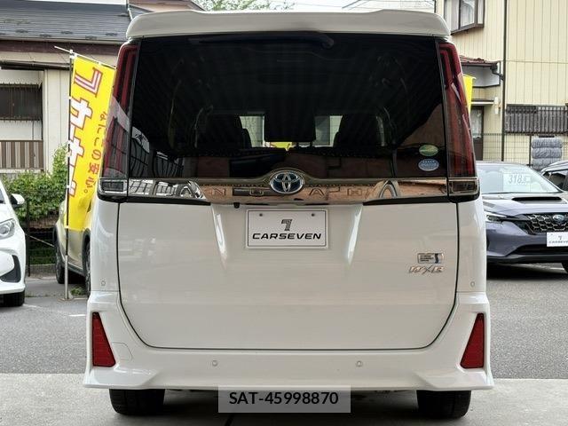Toyota NOAH HYBRID 2020-12 7456392-5