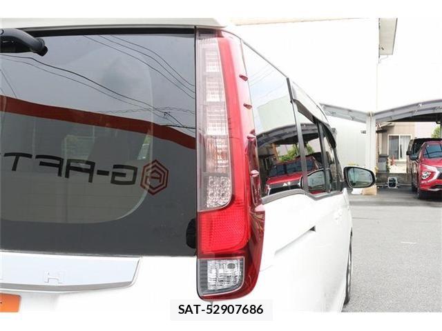 Toyota NOAH HYBRID 2014-03 7456395-11