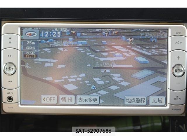 Toyota NOAH HYBRID 2014-03 7456395-1