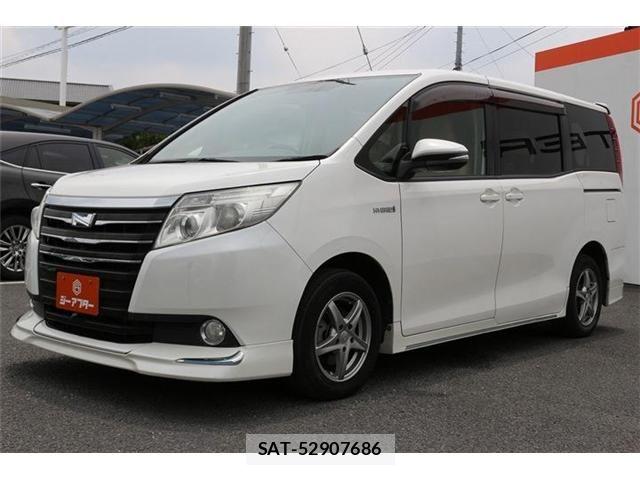 Toyota NOAH HYBRID 2014-03 7456395-22
