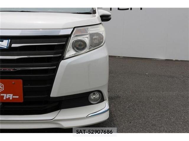 Toyota NOAH HYBRID 2014-03 7456395-25