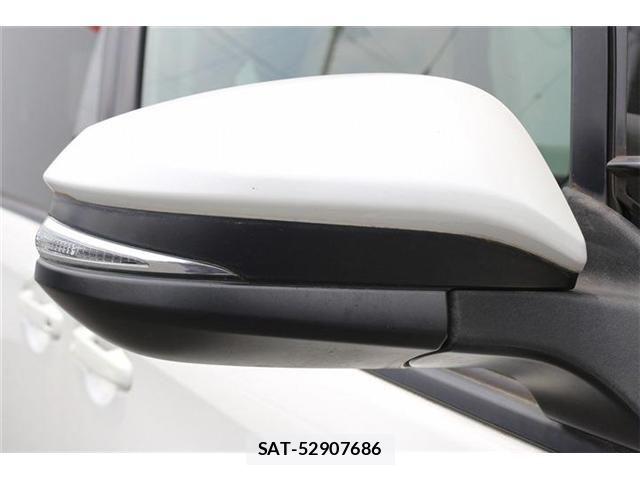Toyota NOAH HYBRID 2014-03 7456395-27