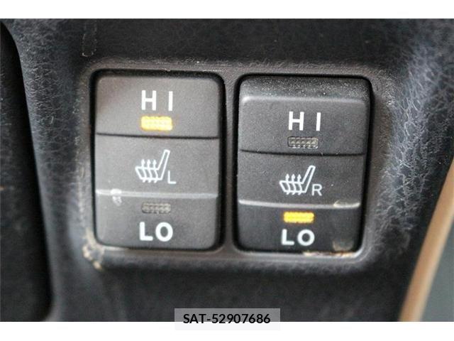 Toyota NOAH HYBRID 2014-03 7456395-4