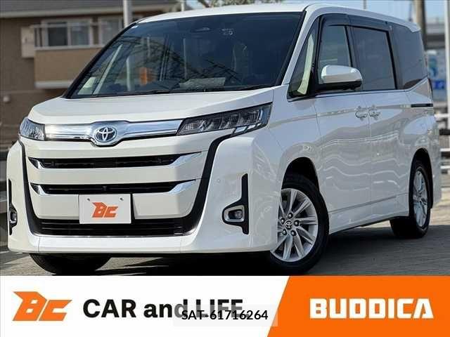 Toyota NOAH HYBRID 2022-06 7456389-0