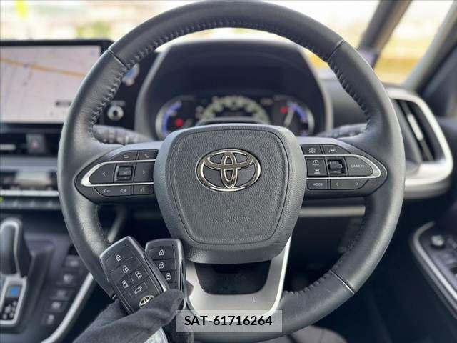 Toyota NOAH HYBRID 2022-06 7456389-21